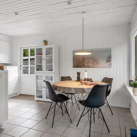 Tatil Evi Arisa - From The Sea By Interhome Hals